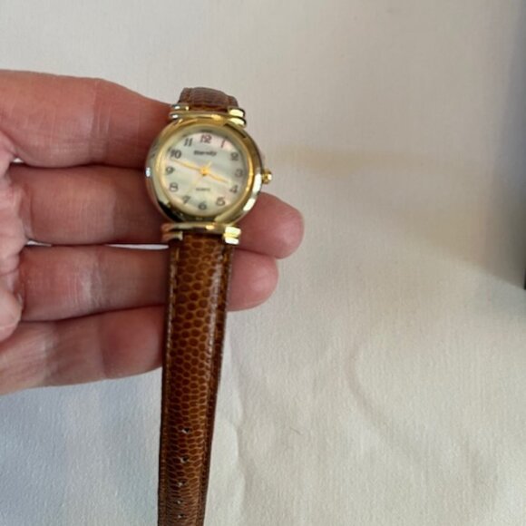 ETERNITY | Vintage Watch Brown Lizard Print band-NEW Battery - Picture 4 of 7
